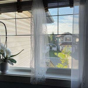 One-tier Sequin Wedding Veil